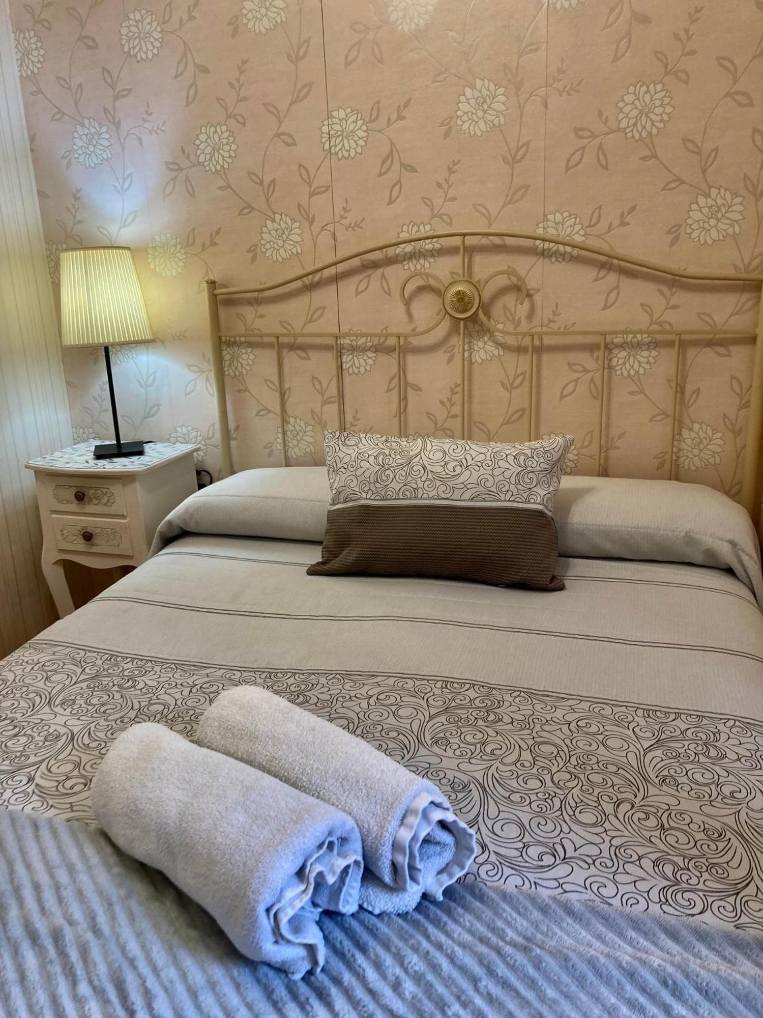 La Alpargateria Bed & Breakfast Villafranca Montes De Oca Exterior foto